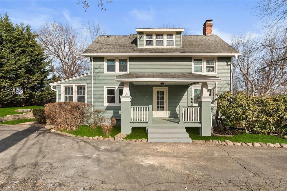 Unit for sale at 177 N Middletown Road, Clarkstown, NY 10954