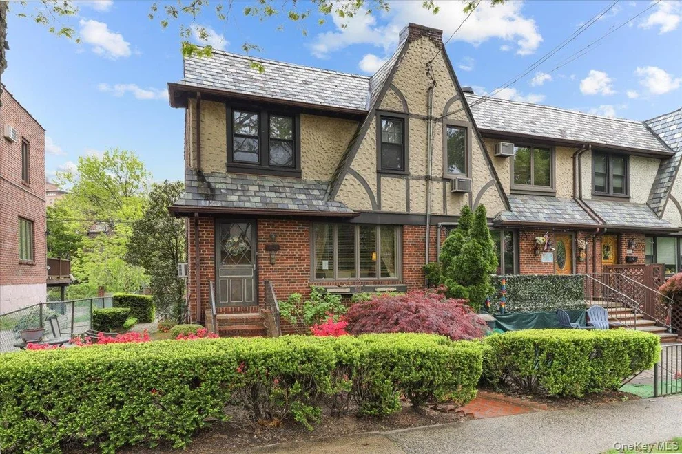 Unit for sale at 1826 Narragansett Avenue, New York, NY 10461
