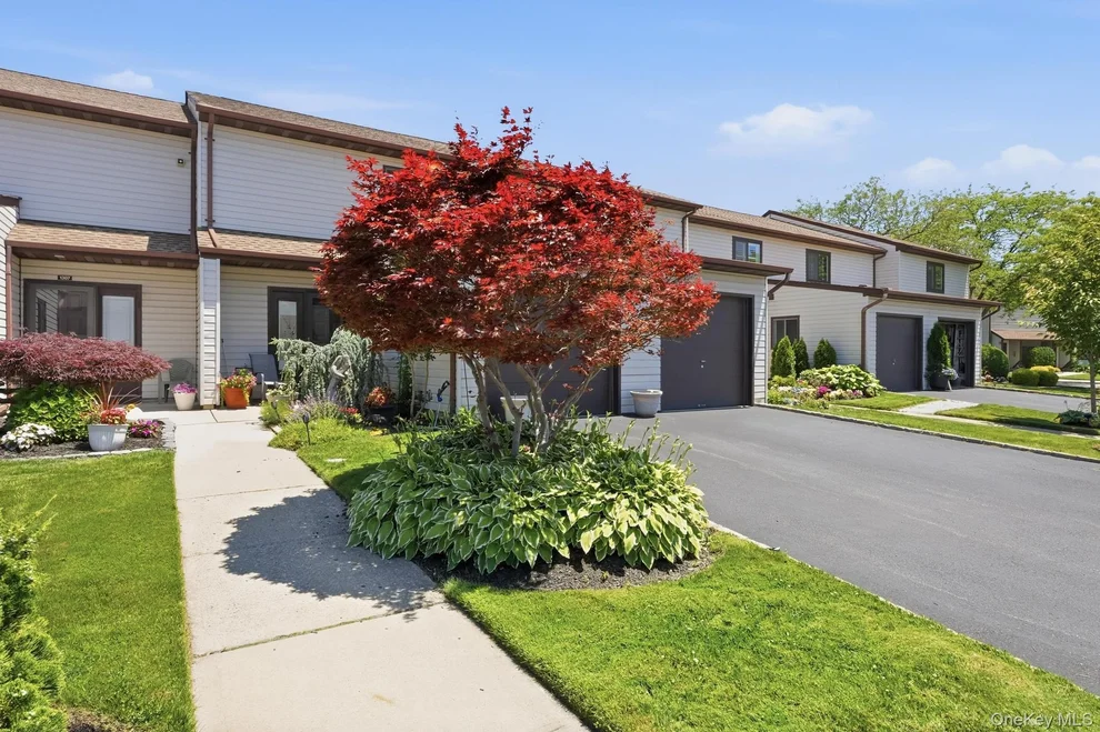 Unit for sale at 100 Daly Boulevard, Hempstead, NY 11572