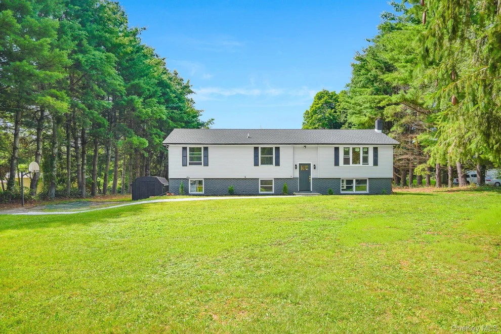 Unit for sale at 36 Bronson Road, Beekman, NY 12570
