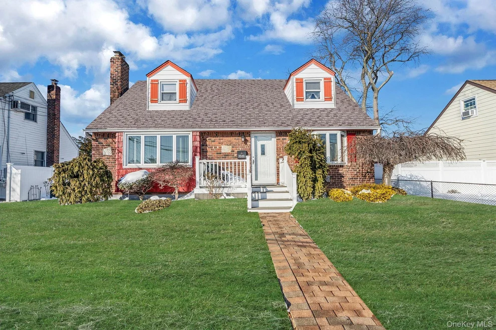 Unit for sale at 3589 Naomi Place, Hempstead, NY 11783