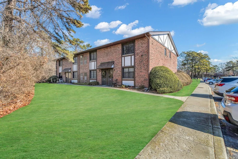 Unit for sale at 1 Pinebrook Place, Islip, NY 11706