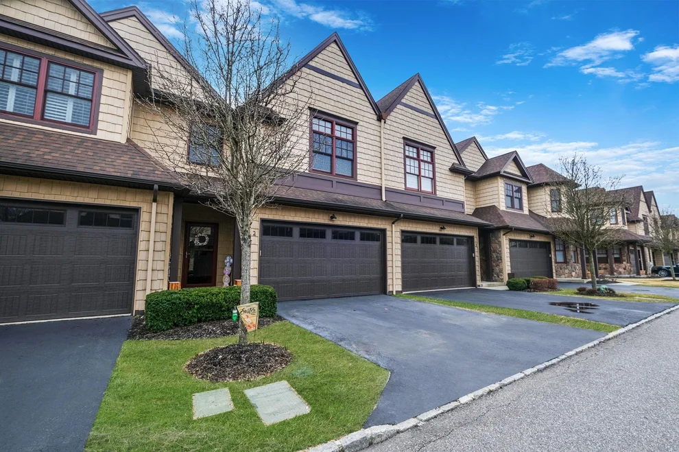 Unit for sale at 2 Alexander Court, Islip, NY 11705