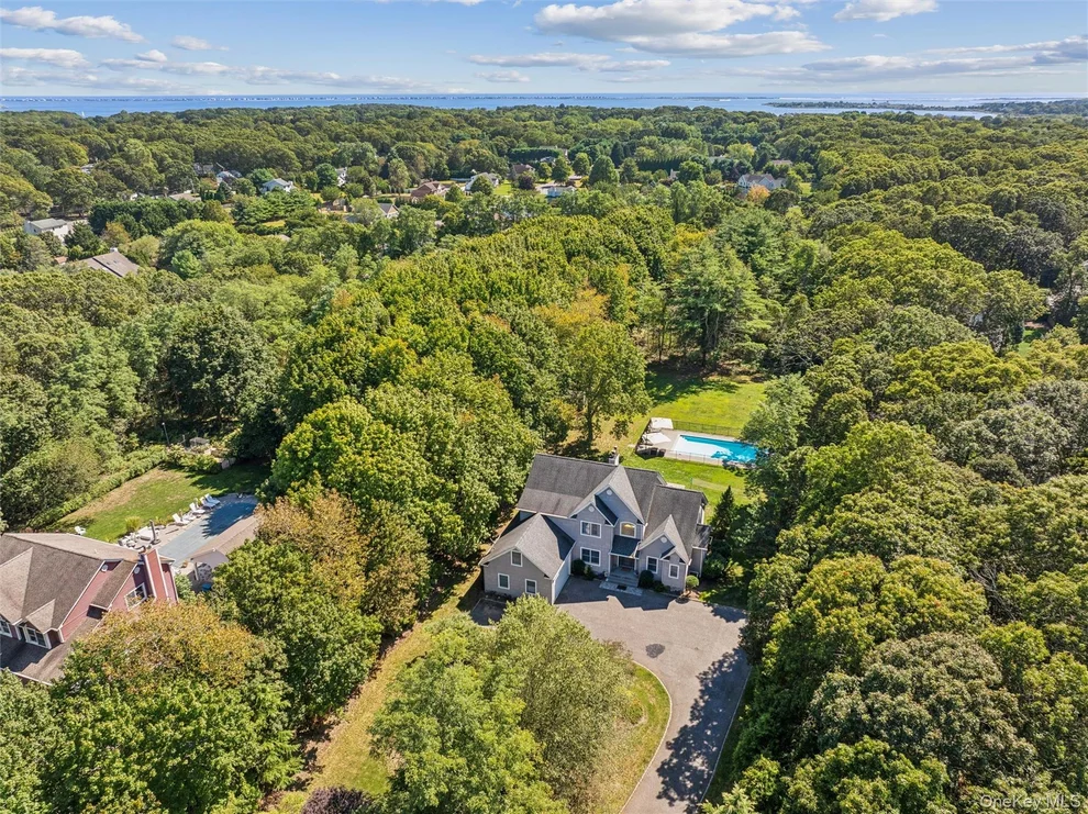 Unit for sale at 154 Kristine Estate (Montauk Hwy), Brookhaven, NY 11940