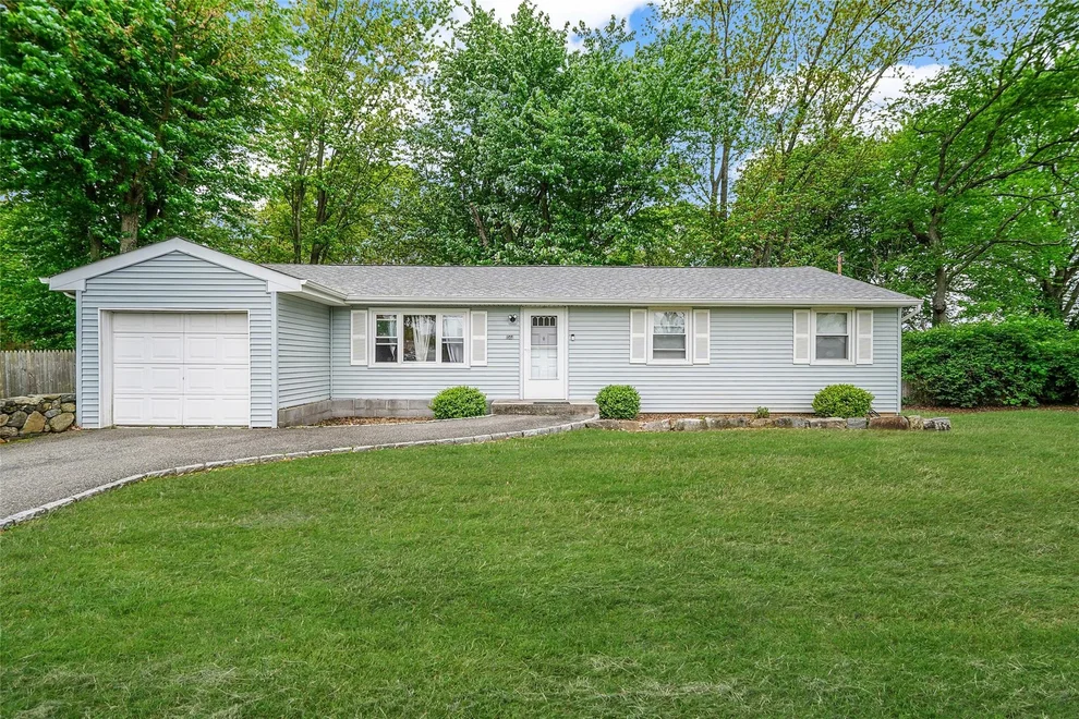 Unit for sale at 1564 Illinois Avenue, Islip, NY 11706