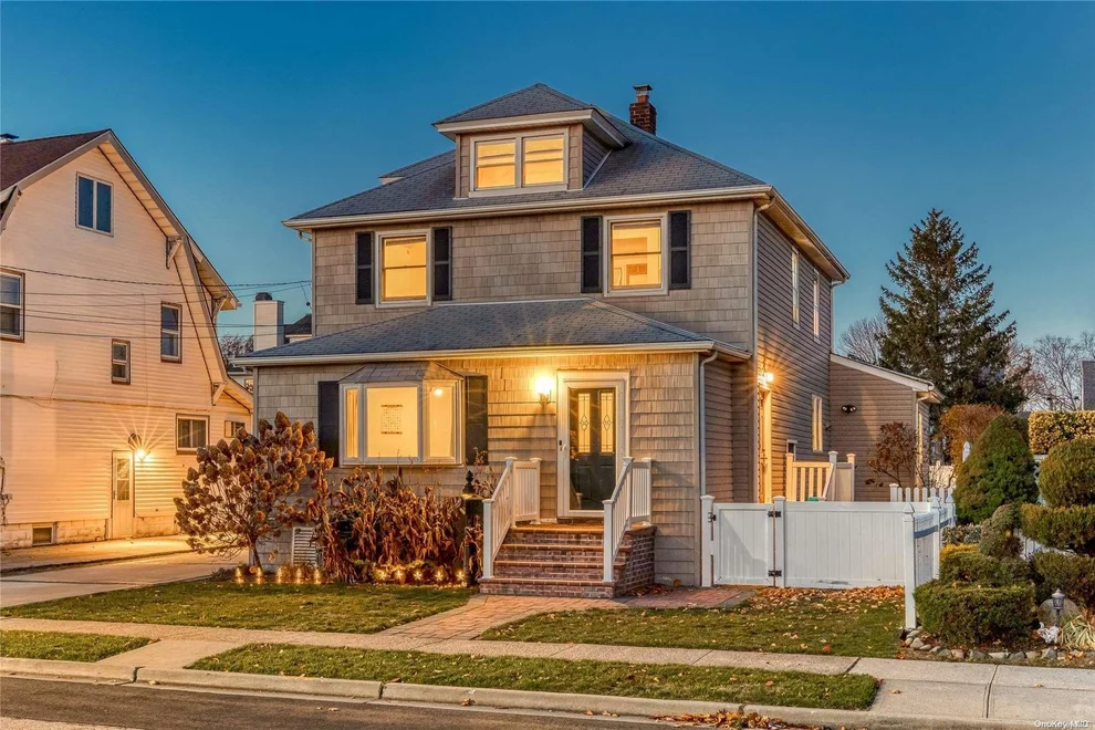 Unit for sale at 8 Wilson Street, Hempstead, NY 11518
