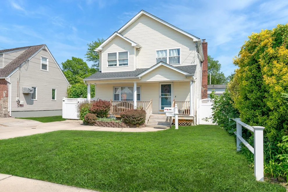 Unit for sale at 1450 Tadmor Street, Hempstead, NY 11566