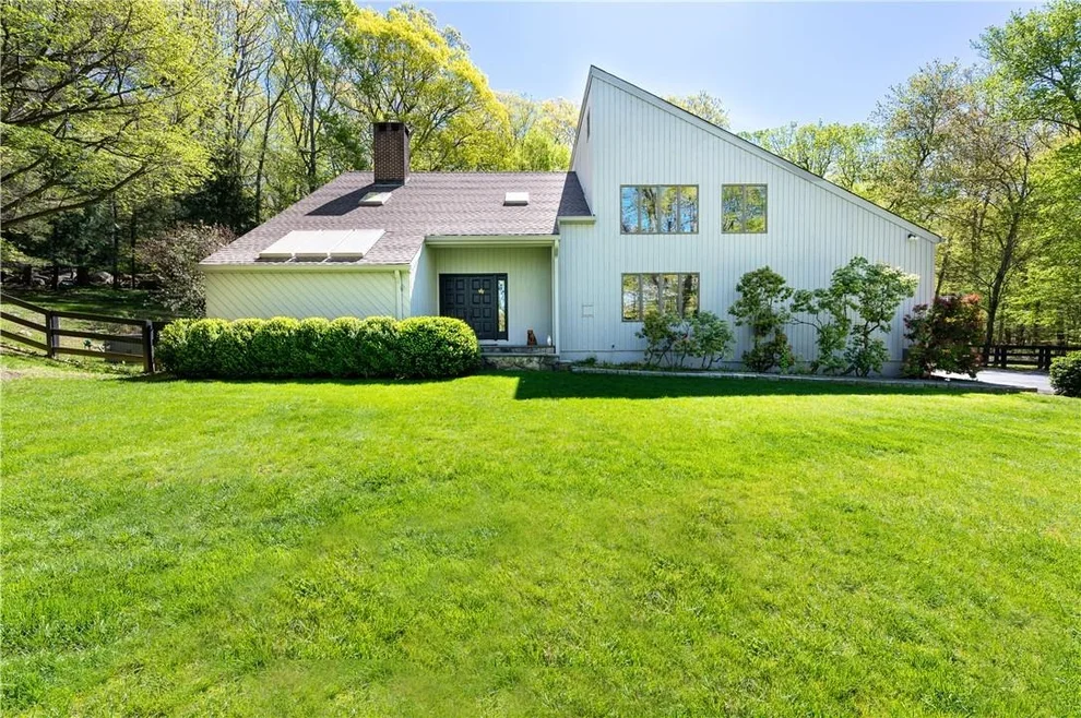 Unit for sale at 25 Highview Road, Pound Ridge, NY 10576