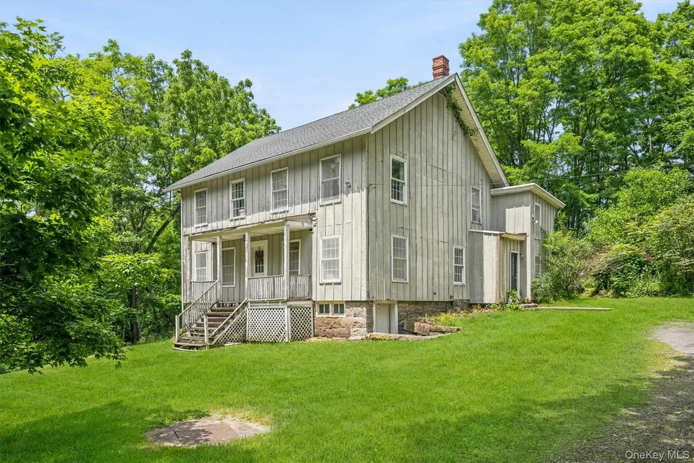 Unit for sale at 196 Newport Bridge Road, Warwick (Town), NY 10990