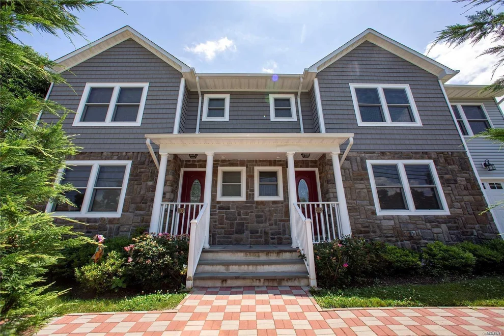 Unit for sale at 18 & 20 Manhasset Avenue, North Hempstead, NY 11050