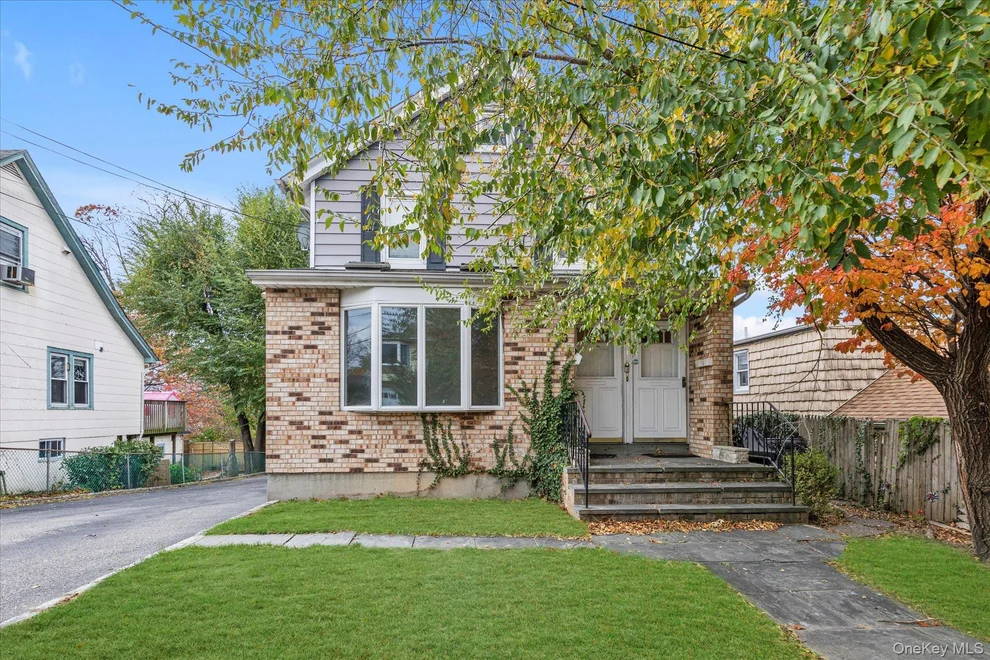 Unit for sale at 8 Jackson Street, Glen Cove, NY 11542