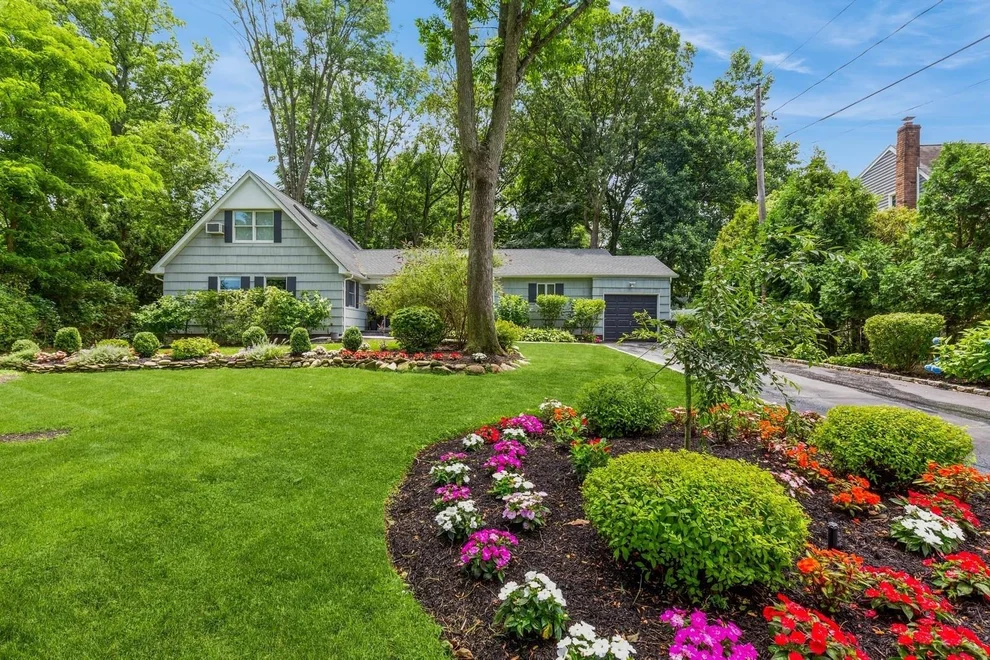 Unit for sale at 34A Oak Street, Smithtown, NY 11787