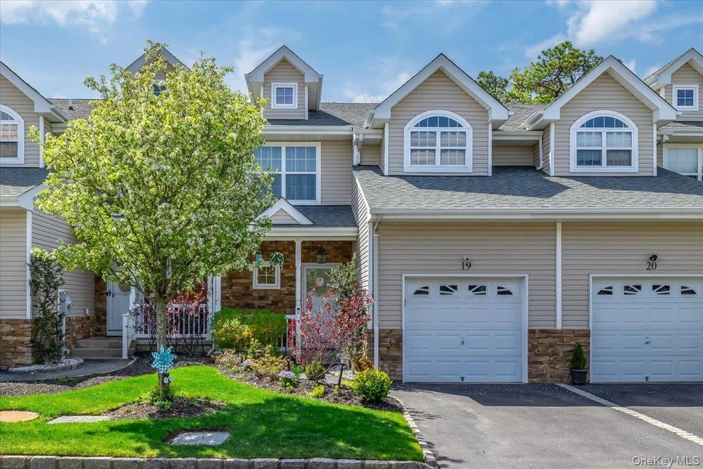 Unit for sale at 19 Terrace Lane, Brookhaven, NY 11772