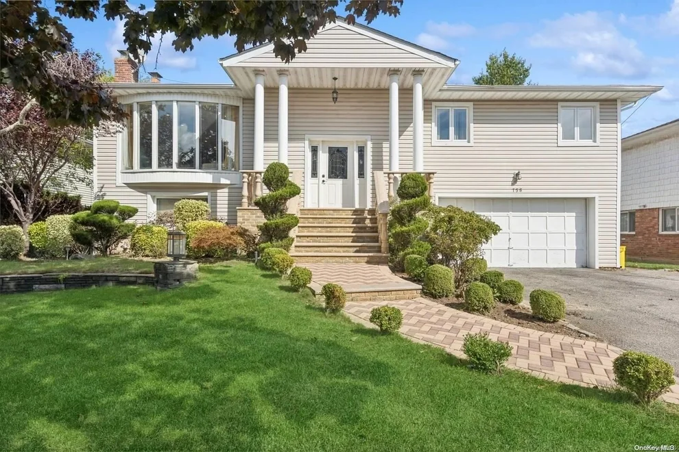 Unit for sale at 758 Turf Road, Hempstead, NY 11581