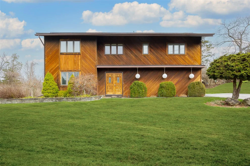 Unit for sale at 6 Scott Court, Poughkeepsie (Town), NY 12601