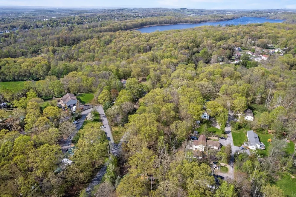 Unit for sale at 60 Glenmere Homesites Road, Warwick (Town), NY 10921