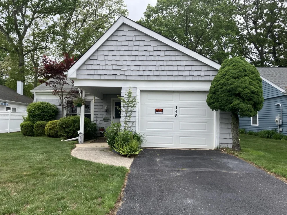 Unit for sale at 145 Edinburgh Drive, Brookhaven, NY 11961