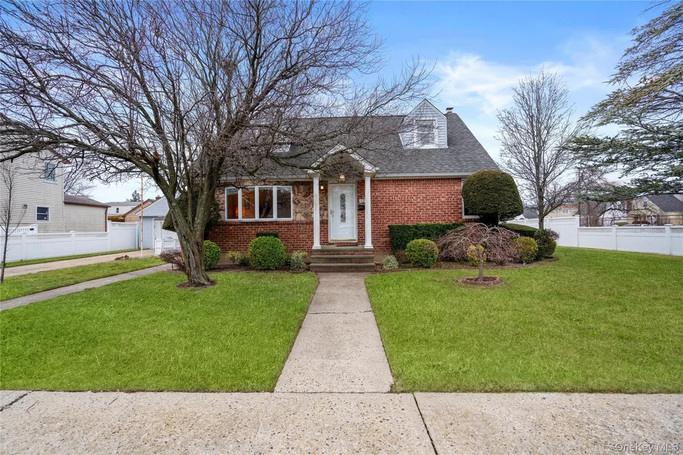 Unit for sale at 128 Rule Street, Hempstead, NY 11010