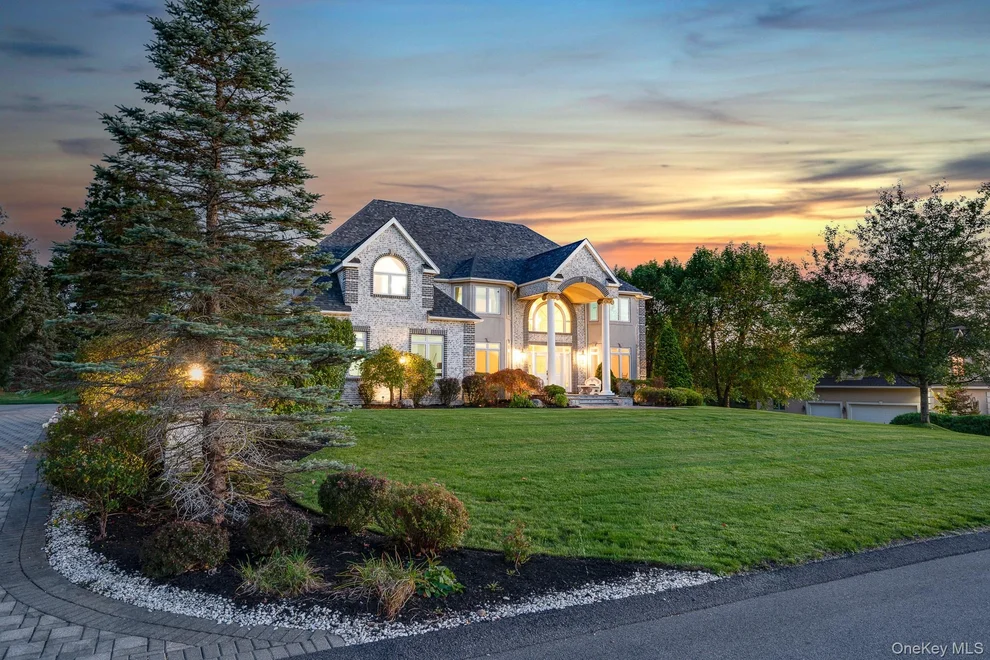 Unit for sale at 28 Carmel Heights, Wappinger, NY 12590
