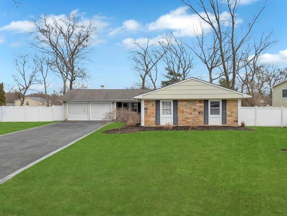 Unit for sale at 27 Wycomb Place, Brookhaven, NY 11727