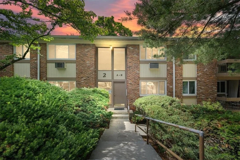 Unit for sale at 2 Woods End Circle, Peekskill, NY 10566