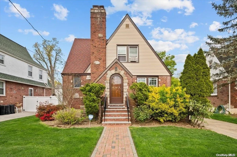Unit for sale at 1633 Victoria Street, Hempstead, NY 11510