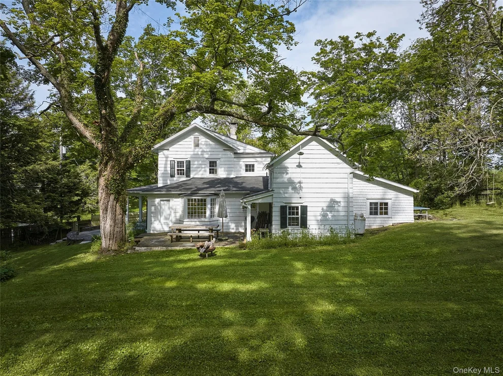Unit for sale at 2498 Salt Point Turnpike, Clinton, NY 12514