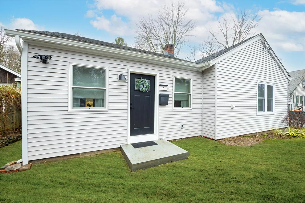 Unit for sale at 6 De Laval Place, Poughkeepsie (Town), NY 12601