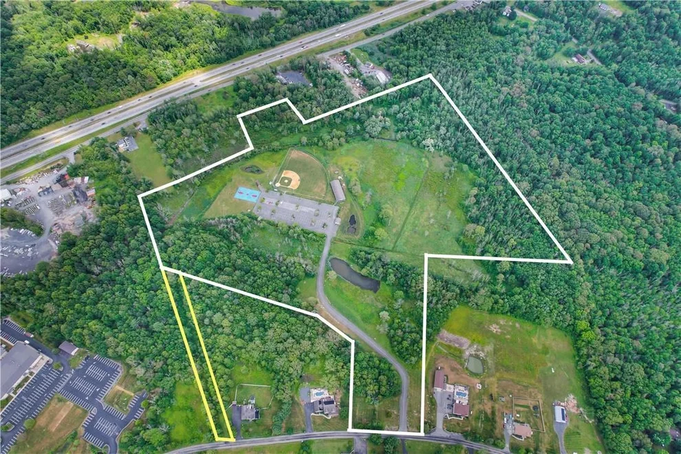 Unit for sale at 422 M and M Road, Wallkill, NY 10940
