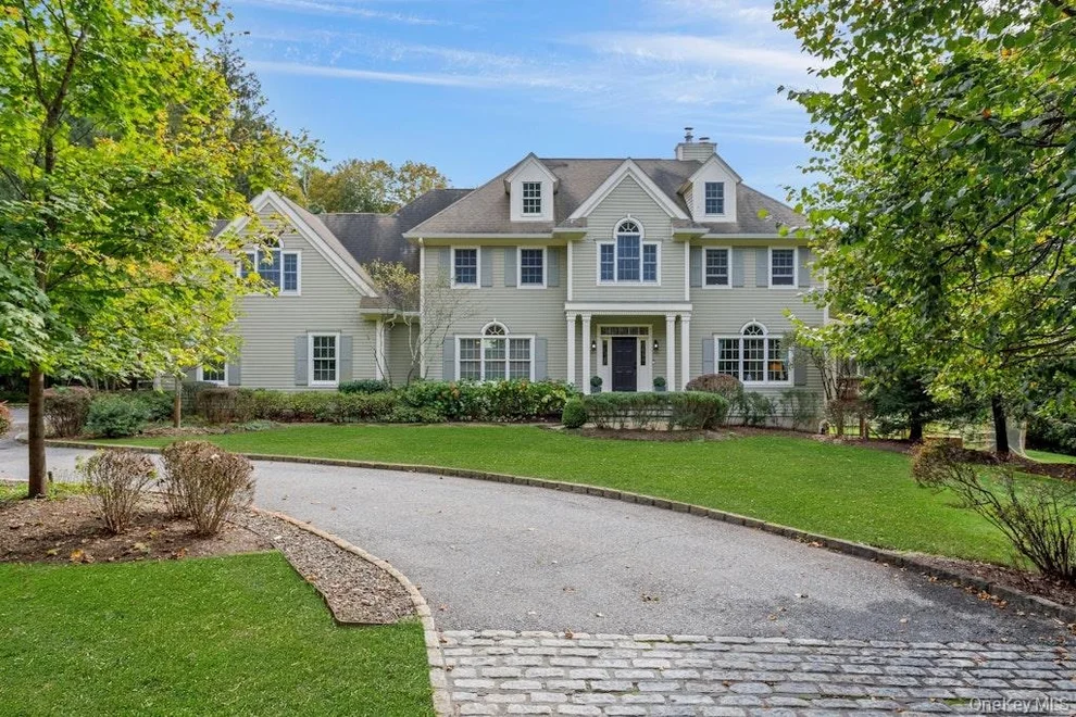 Unit for sale at 3 Colonial Court, North Castle, NY 10504