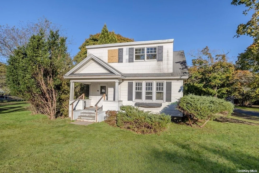 Unit for sale at 29 N Paquatuck Avenue, Brookhaven, NY 11940