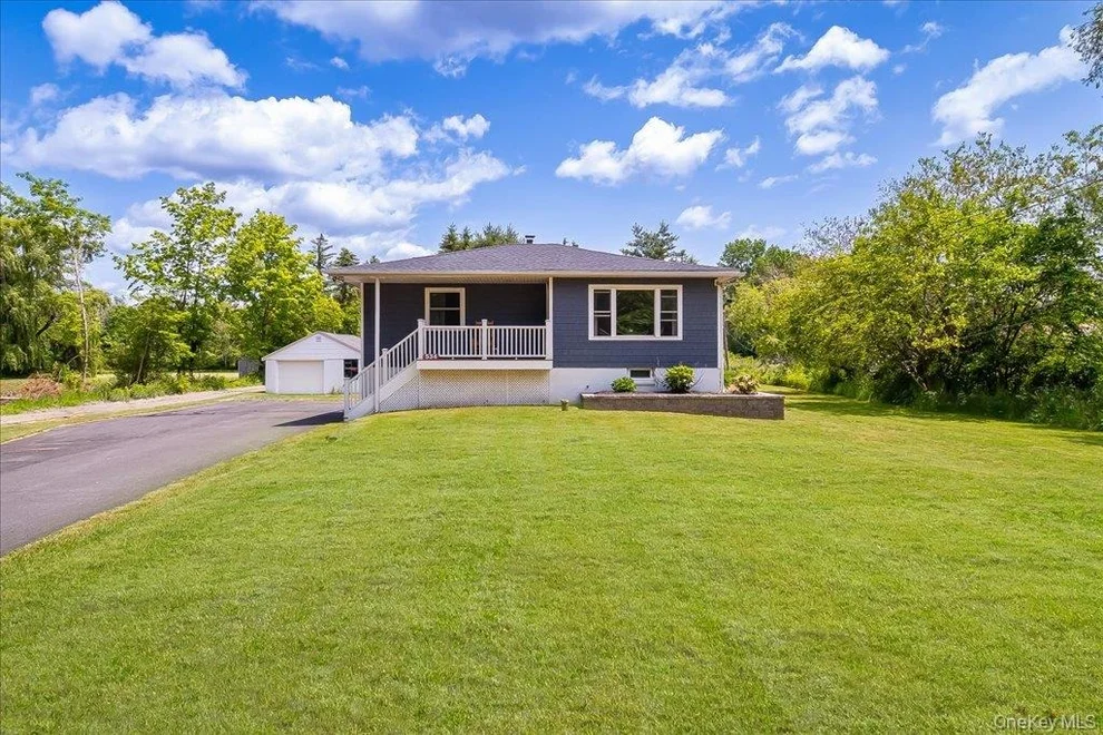 Unit for sale at 534 Lattintown Road, Marlboro, NY 12542