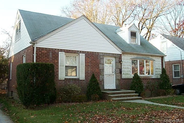 Unit for sale at 122 Kent Road, Hempstead, NY 11580