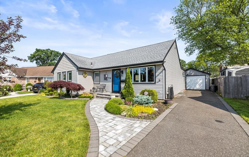 Unit for sale at 714 Barkley Avenue, Hempstead, NY 11554