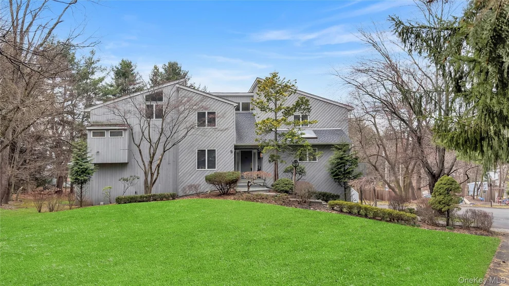 Unit for sale at 15 Lyncrest Drive, Ramapo, NY 10952