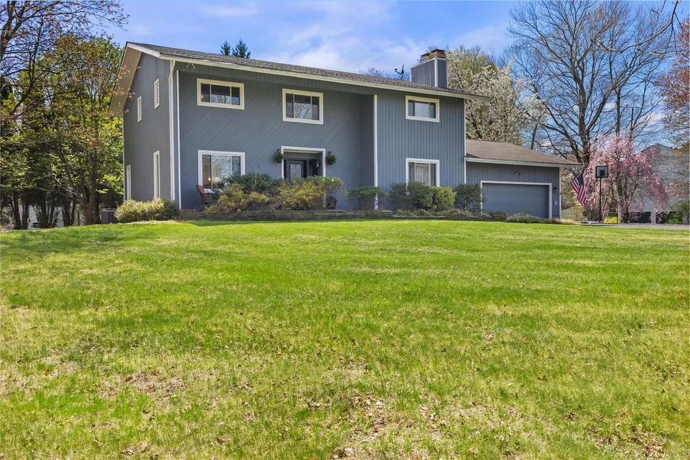 Unit for sale at 7 Peachtree Drive, Cortlandt, NY 10567