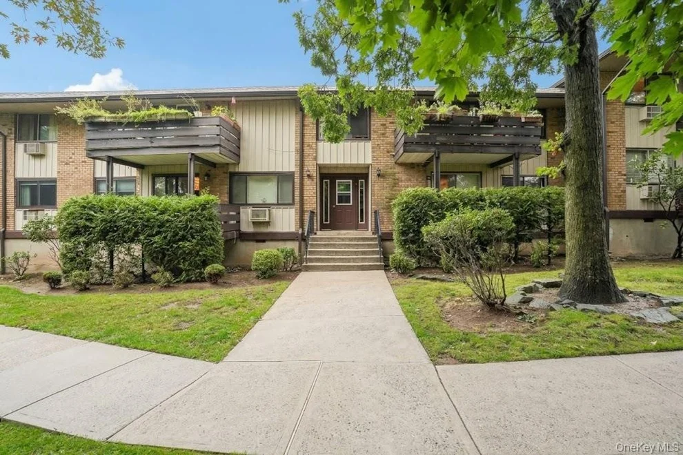 Unit for sale at 88 Sierra Vista Lane, Clarkstown, NY 10989