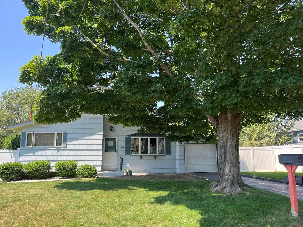 Unit for sale at 90 Lenore Lane, Brookhaven, NY 11738