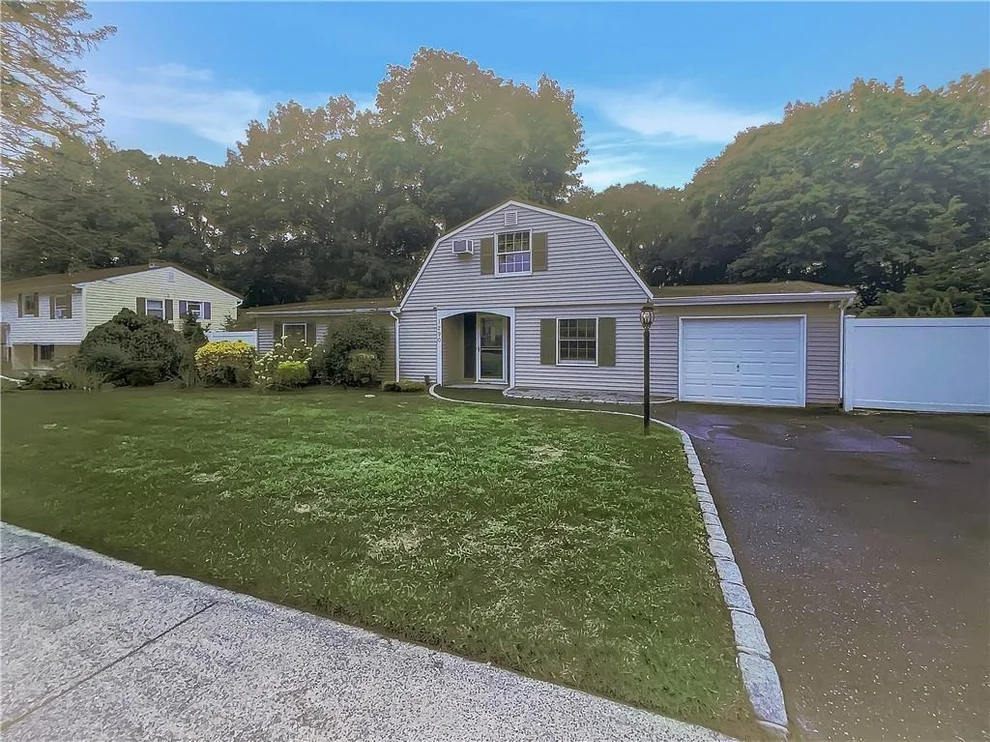 Unit for sale at 1290 Waverly Avenue, Brookhaven, NY 11738