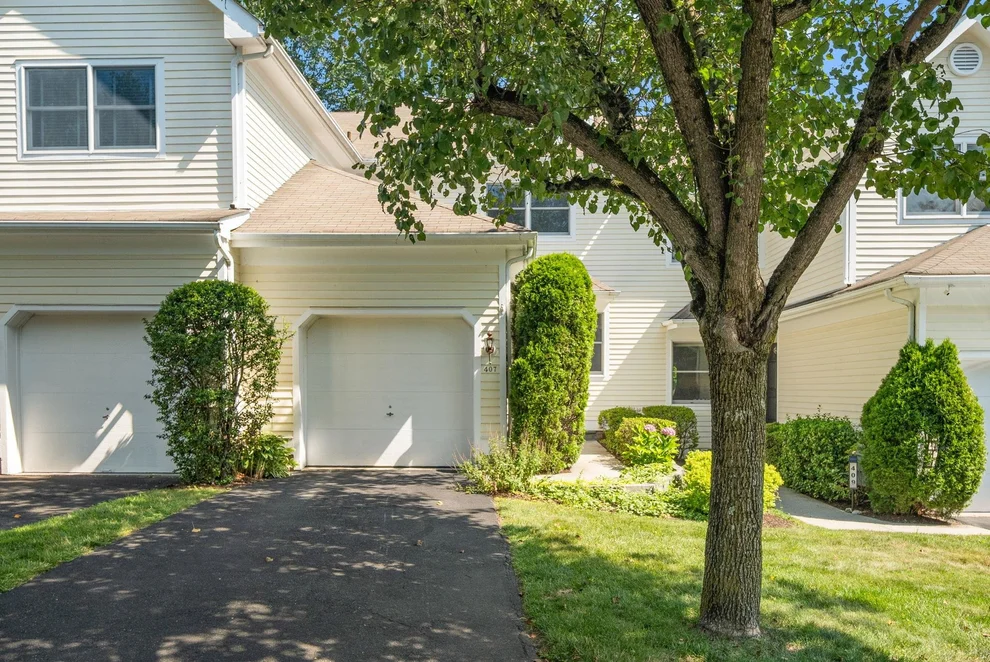 Unit for sale at 407 Glenwood Drive, Ossining, NY 10510
