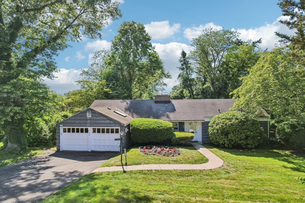 Unit for sale at 12 Paddock Road, Rye Town, NY 10573
