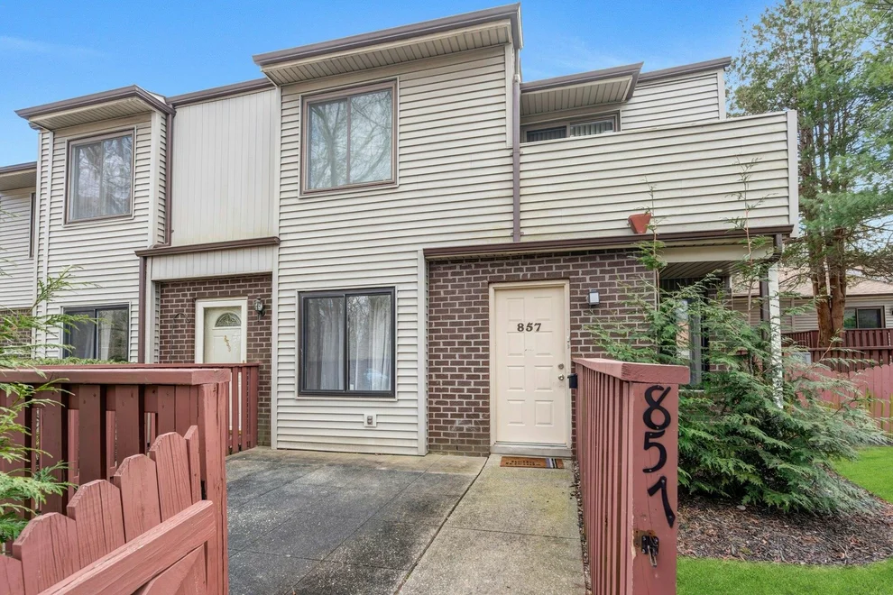 Unit for sale at 857 Skyline Drive, Brookhaven, NY 11727