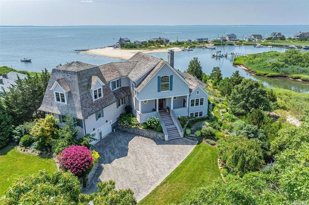 Unit for sale at 960 Willis Creek Drive, Southold, NY 11952
