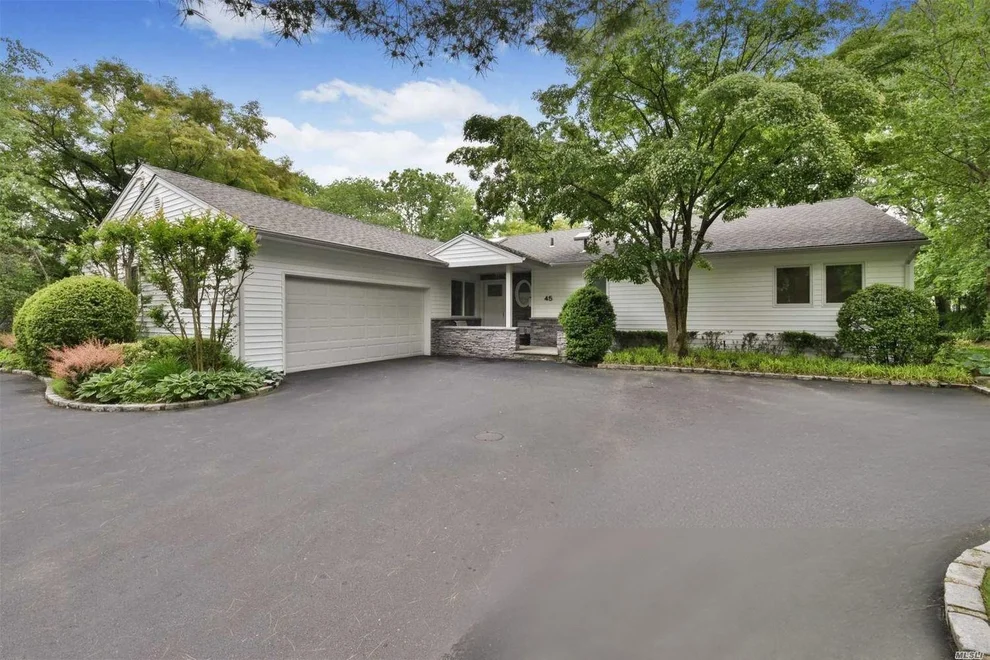 Unit for sale at 45 Poplar Drive, North Hempstead, NY 11576