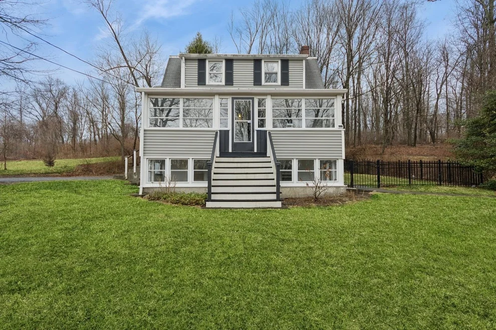 Unit for sale at 222 Baxtertown Road, Fishkill, NY 12524