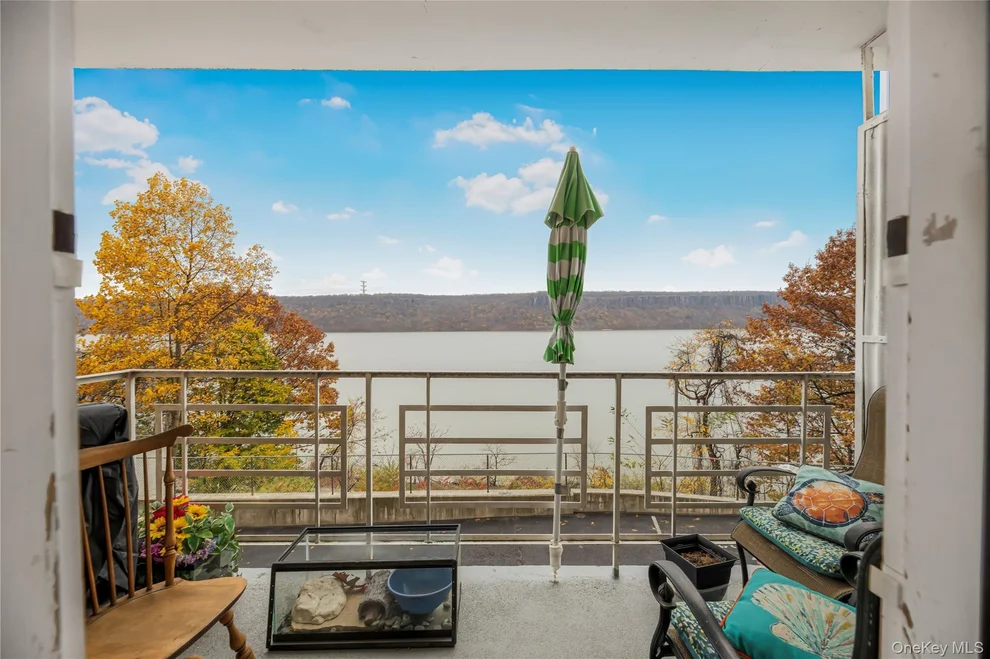 Unit for sale at 679 Warburton Avenue, Yonkers, NY 10701