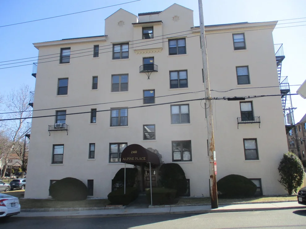 Unit for sale at 240 Alpine Place, Eastchester, NY 10707