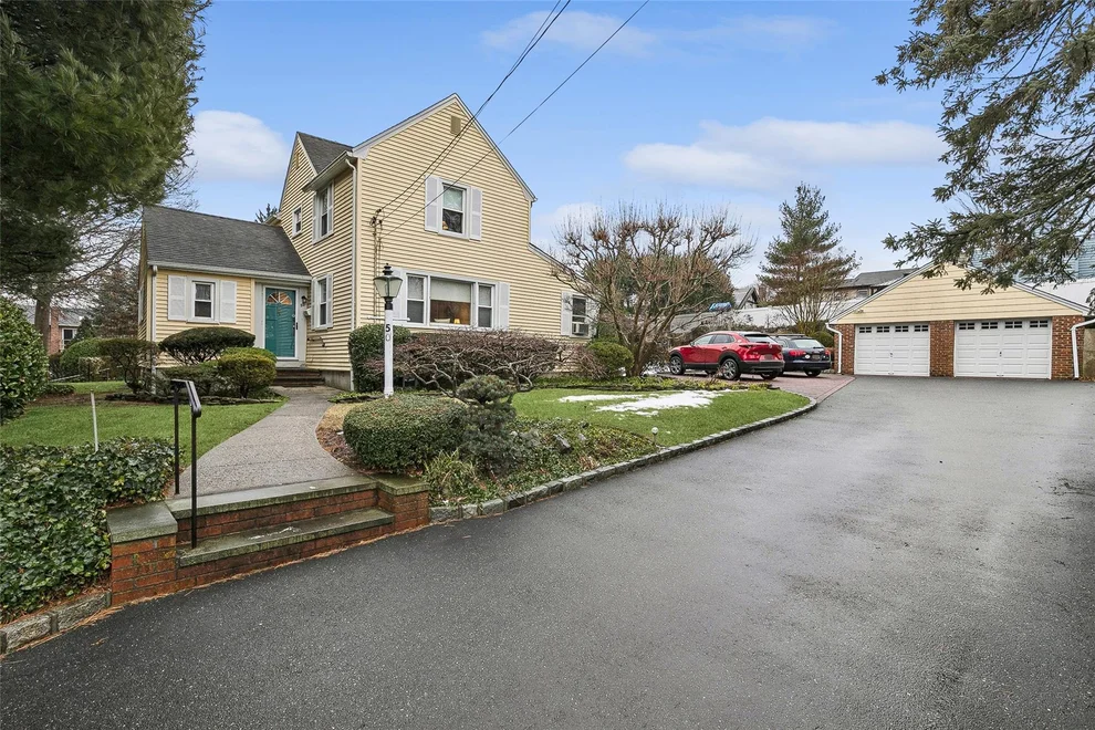 Unit for sale at 50 Valentine Avenue, Glen Cove, NY 11542