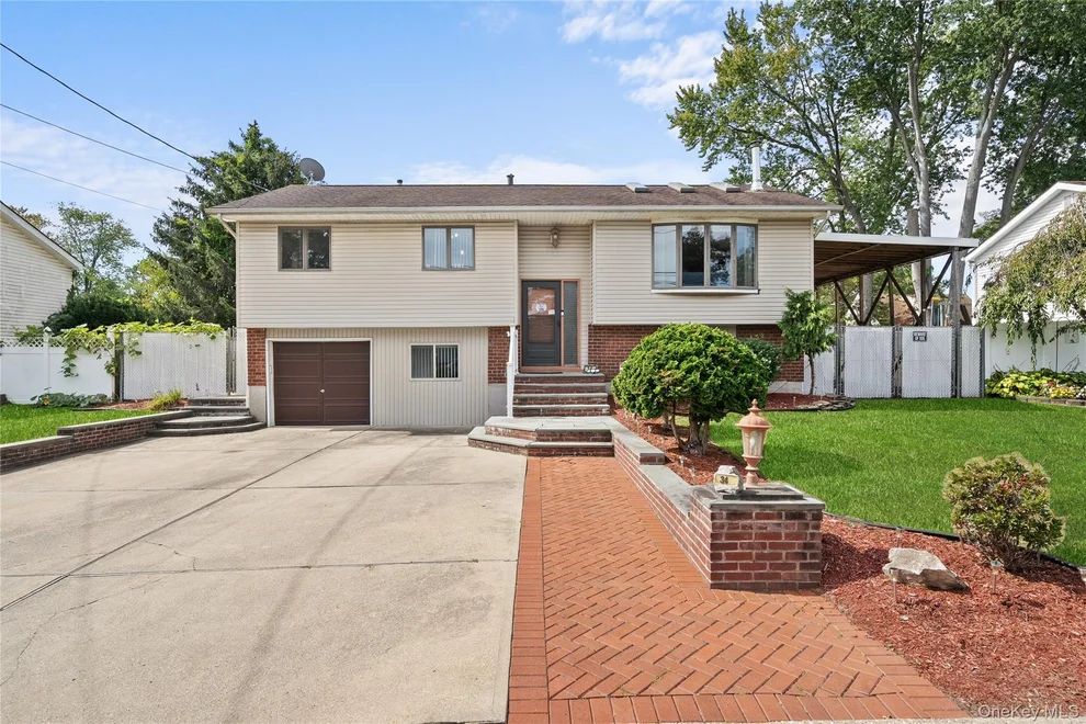 Unit for sale at 34 W 21st Street, Babylon, NY 11729