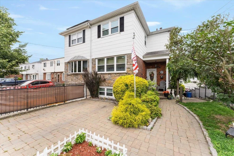Unit for sale at 1529 Stadium Avenue, New York, NY 10465